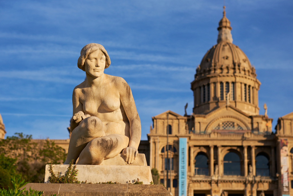 Blick auf das Museu Nacional d'Art de Catalunya | Barcelona, Spanien - May 04, 2024: Blick auf das Museu Nacional d'Art de Catalunya. - Realisiert mit Pictrs.com