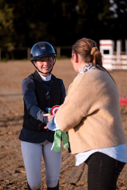 2026_10_03_Siefer-Hof_172717_Z81_18768816 | Professionelle Reitsport-, Turnier- und Eventfotografie von Robert Broda. Galerien mit ausgewählten und bearbeiteten Bildern direkt online ansehen und bestellen.