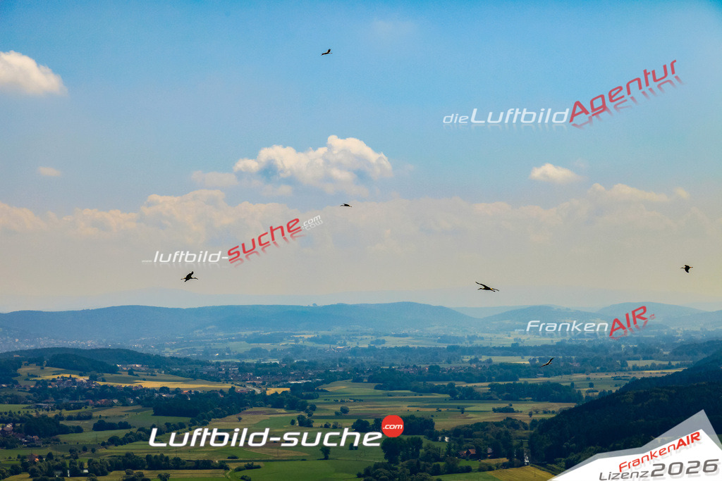 Luftbild von Stoerche-gemeinsam-thermikfliegen Maineck - Luftaufnahme wurde 2009 von https://frankenair.de mittels Flugzeug (keine Drohne) erstellt - die Geschenkidee