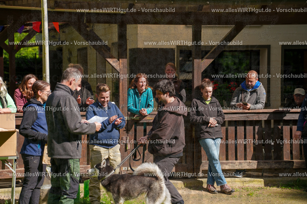 @allesWIRTHgut_Tierfotografie - www.allesWIRTHgut.de - 7R502252 | Professionelle Tierfotografie in Mönchengladbach von Daniel Wirth (allesWIRTHgut). Liebevolle & natürliche Bilder von Hunden & Katzen für unvergessliche Erinnerungen.