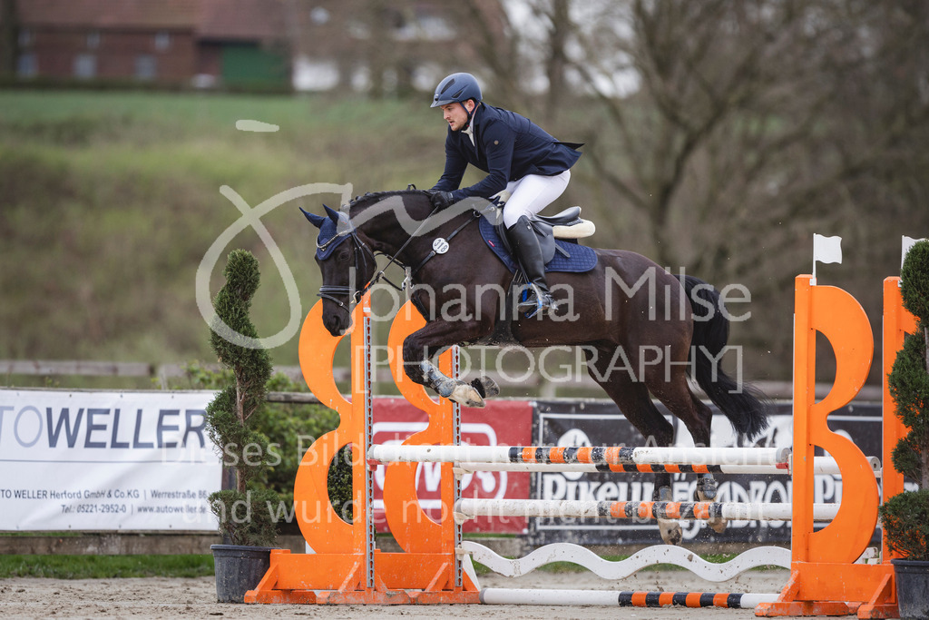 240330_Fruehlingsfest_Stil-A1_U30-389 | Deine schönsten Turniermomente als professionelle Fotos! Entdecke hochwertige Pferdesport-Fotografie im Online-Shop. Jetzt Fotos finden & bestellen!