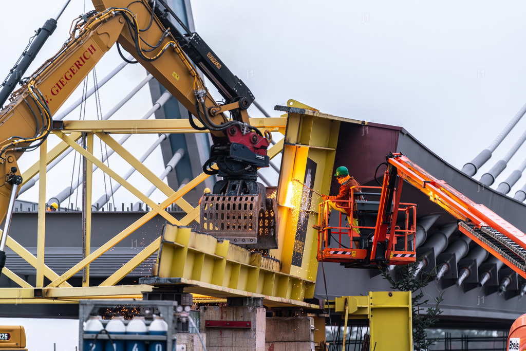 2024-12-12_J1_A6_Abbruch_068 | Luftbild, Drohne, Multicopter, Bayern, Luftbilder, Luftbildshop, Jan R. Schäfer, aerialphotography, Abzüge, Luftaufnahmen, J1-Luftbild, J1-Fotografie und Luftbildservice, Würzburg, fineart, Abzüge, Drucke, Glasdruck - Realisiert mit Pictrs.com