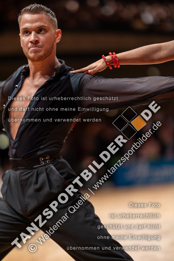 20230812-13388 | Hier finden Sie Tanz Bilder vom Latein und Standard Formationen tanzen. Sportbilder vom Tanzsport. Schöne Fotos und von Weltmeisterschaft, Europameisterschaft, Bundesliga, Regionalliga, Oberliga und Landesliga sowie von GOC Stuttgart, DanceComp, WM Bremen