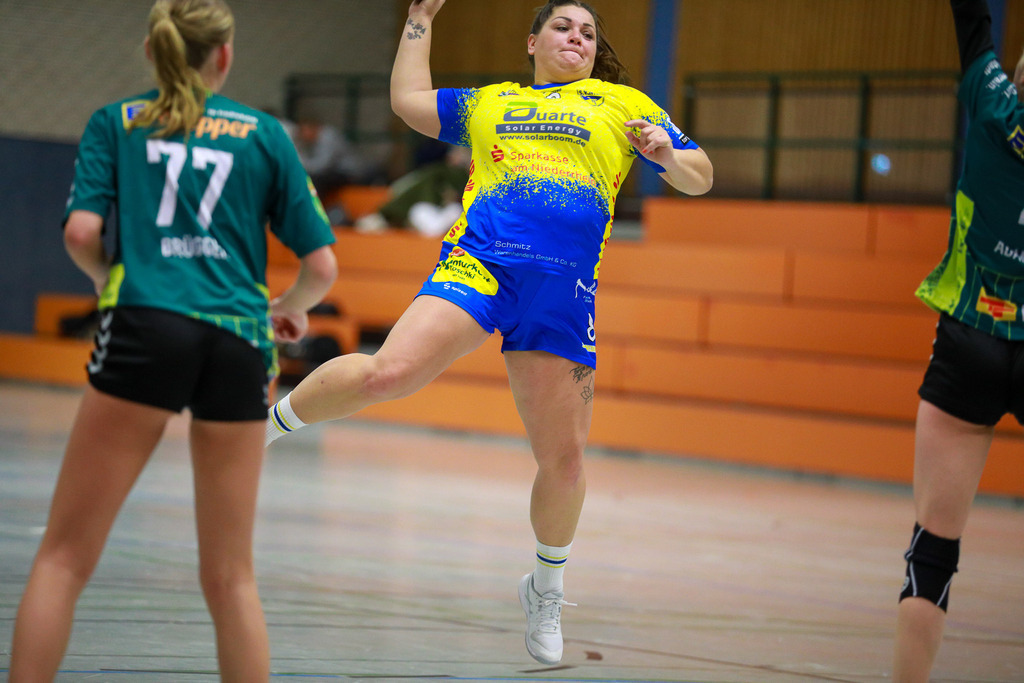 SVN_ SVFriedrichsfeld_141224_074 | Bildergalerie von Sport-Ereignissen aber auch von weiteren spannenden Dingen - nicht nur vom Niederrhein. In Anlehnung an den bekannten Spruch von Hanns Dieter Hüsch heißt das Motto: "Niederrhein ist überall".  - Realisiert mit Pictrs.com