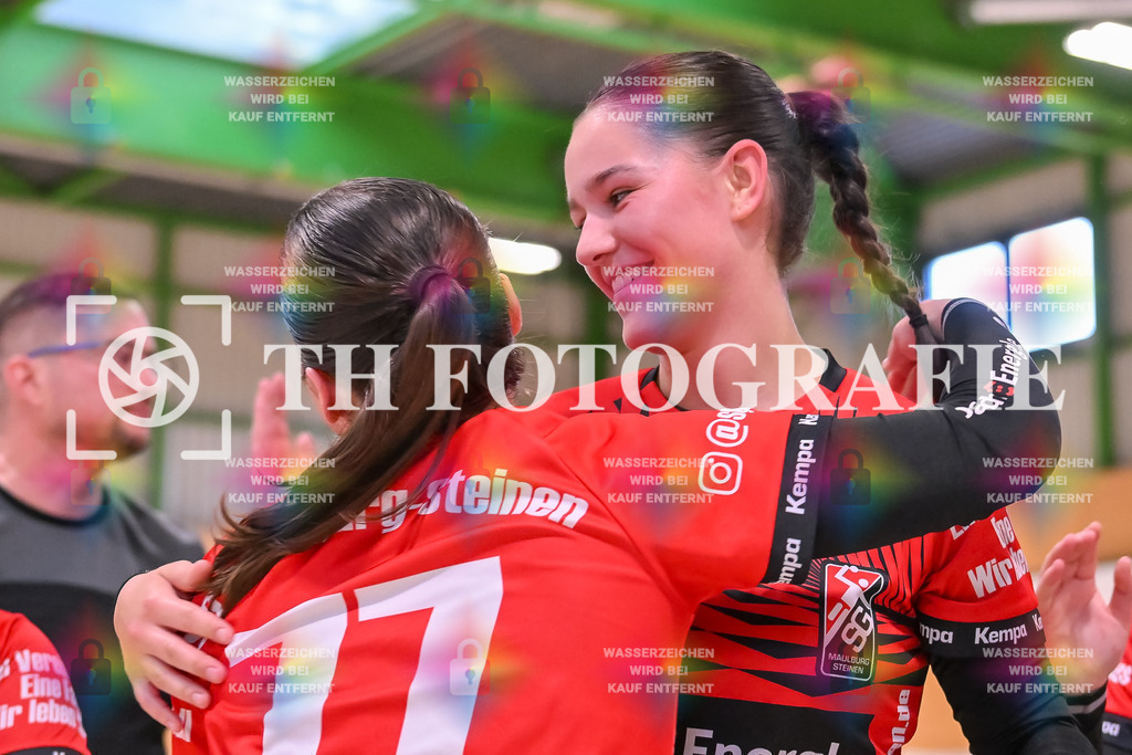 GER, SG Maulburg/Steinen - HB Kinzigtal, Handball, Suedbadenliga, 22. Spieltag, Saison 2023/2024, 27.04.2024 | Sharena Hasler (SG Maulburg/Steinen, #77), Lena Marie Hlawarschek (SG Maulburg/Steinen, #07)

GER, SG Maulburg/Steinen - HB Kinzigtal, Handball, Suedbadenliga, 22. Spieltag, Saison 2023/2024, 27.04.2024

Foto: TH Fotografie/Thomas Hess
