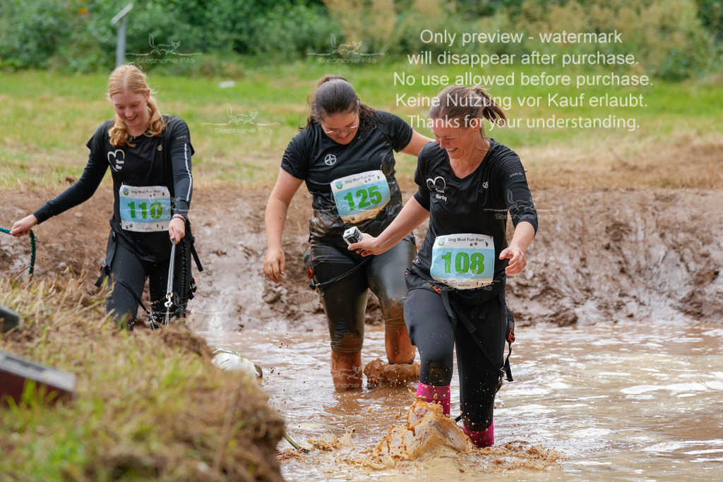 Schlamm_mit_Hund (146 von 460) | stephaniefillaphotographie - Realisiert mit Pictrs.com