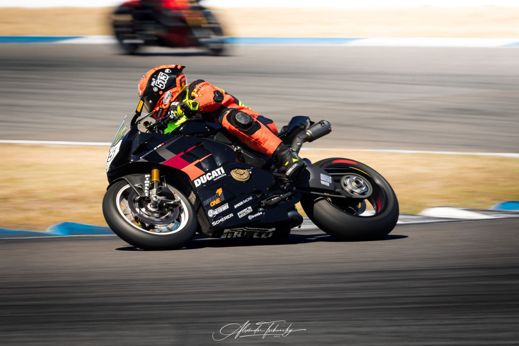 Ducati Trackday Hockenheimring 2026 | Entdecken Sie die faszinierende Welt von Alexander Tschuncky Arts: Kreative Fotografie, atemberaubende Automobilkunst und hochwertiger Bilderdruck. Lassen Sie sich inspirieren! - Realisiert mit Pictrs.com