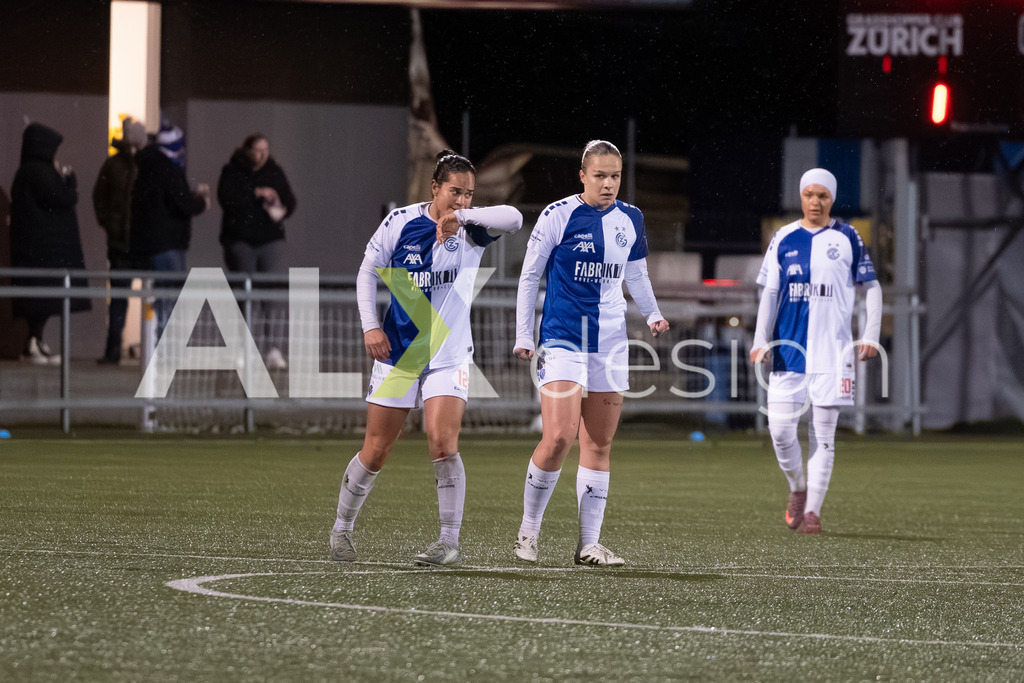 Fußball I Frauen I Saison 2025-2026 I AXA Women's Super League | Women I 14. Spieltag I Grasshoppers Club Zürich - FC Luzern I 14.02.2026 | 8 Ella Ljuština (HR) (GC Zürich) – Mittelfeld  //  12 Kayla McKenna (JM) (GC Zürich) – Angriff - Realisiert mit Pictrs.com