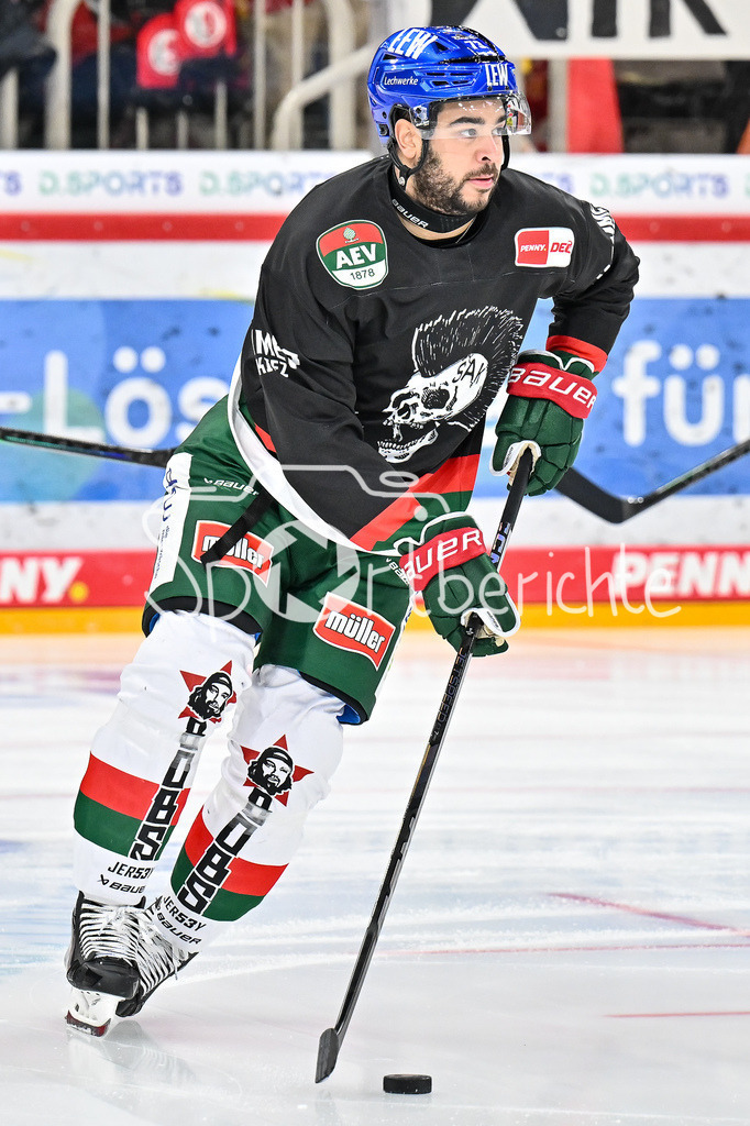 Düsseldorfer EG - Augsburger Panther | Beim warmup - Nicholas BAPTISTE (Augsburger Panther 73) / Freisteller / Einzelfoto / DEL: Duesseldorfer EG - Augsburger Panther, PSD Bank Dome am 22.12.2024