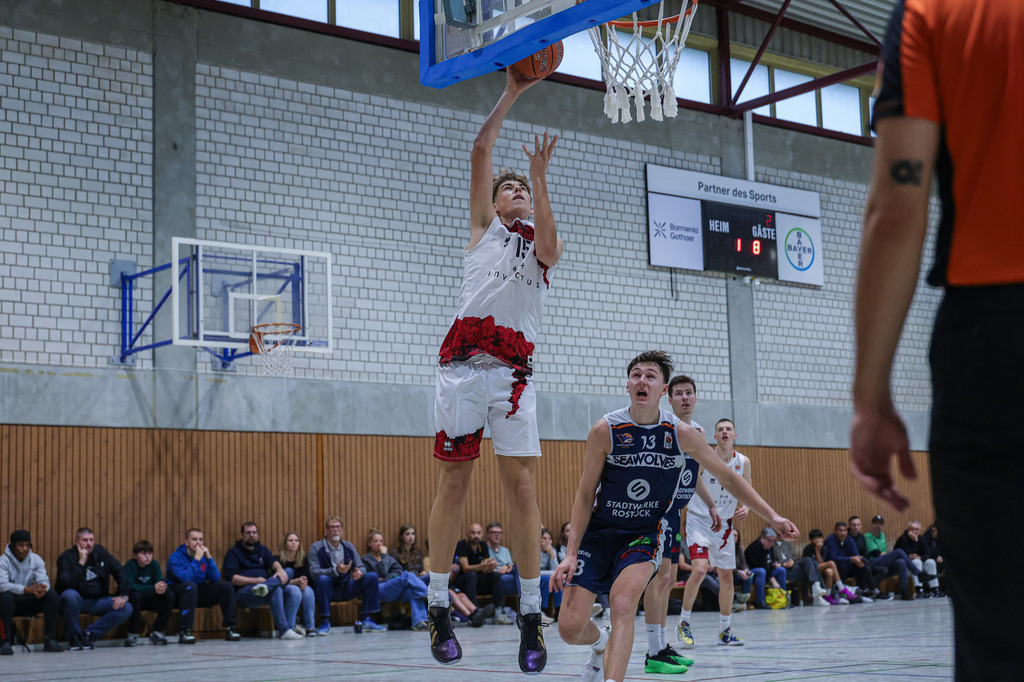 NBBL BAYER GIANTS vs Rostock Seawolves-76 | Fotos von Basketballspielen aus dem Raum NRW fotografiert von Gero Mueller-Laschet und Daniel Schaefer - Realisiert mit Pictrs.com