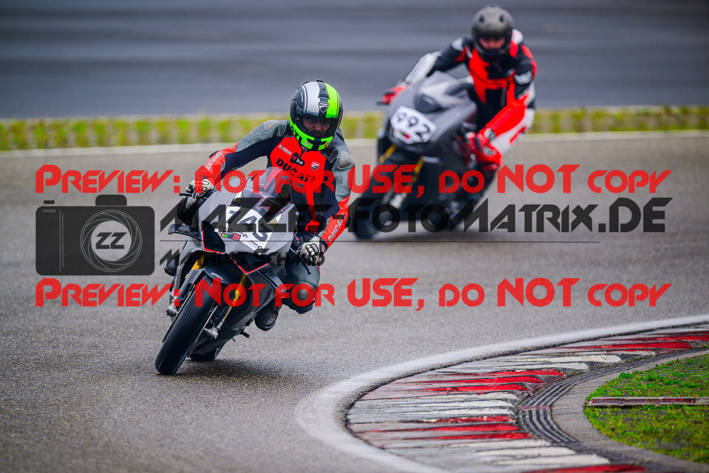 MaZZes_FotoMatrix_240519_6007705_6800 | Fotograf Mathias Schmid
Sportfotograf,
Eventfotograf,
Hochzeitsfotograf,
Portraitfotograf