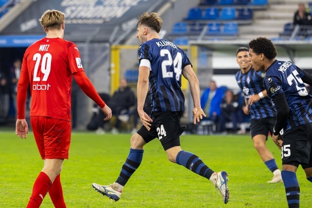 Fußball, Badischer Pokal 2025/26, Viertelfinale: Waldhof Mannheim gegen FC-Astoria Walldorf | Fußball, Badischer Pokal 2025/26, Viertelfinale: Waldhof Mannheim gegen FC-Astoria Walldorf***Bild: Lukas Klünter jubelt über das erlösende 2:1 für Mannheim - Realisiert mit Pictrs.com