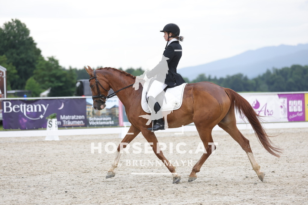 0P6A3577 | Willkommen bei Brunnmayr - Design & Fotografie – Ihrem Spezialisten für Reitturniere und Pferdeveranstaltungen in Oberösterreich, Salzburg und Bayern! Seit über 17 Jahren sind wir leidenschaftlich dabei.