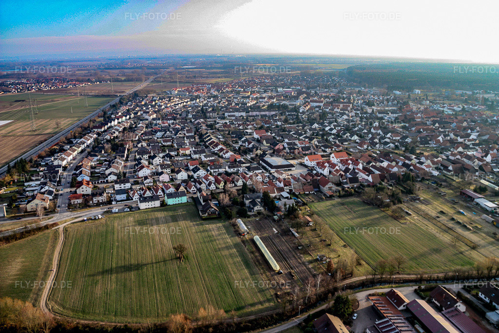 Luftbild: Stadtansicht von Norden in Rülzheim im Bundesland Rheinland-Pfalz in Deutschland. Foto: IMG_17224.jpg vom 28.02.2009 durch Werner Riehm/FLY-FOTO.de
