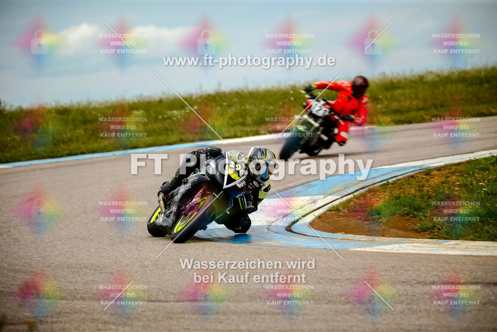 Chambley Juli-2750 | Hier findet Ihr Bilder von Touristenfahrten auf der Nürburgring Nordschleife oder von anderen Veranstaltungen die ich besucht habe. Viel Spass beim Durch Schauen 