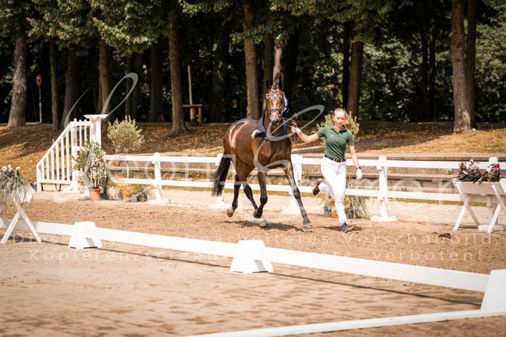 1.Fr00188 | Leoni Ertmer Photography - Realisiert mit Pictrs.com