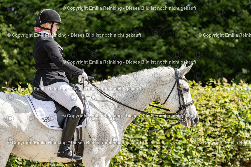 CL5A7629 | Emilia Reinking Fotografie - Realisiert mit Pictrs.com