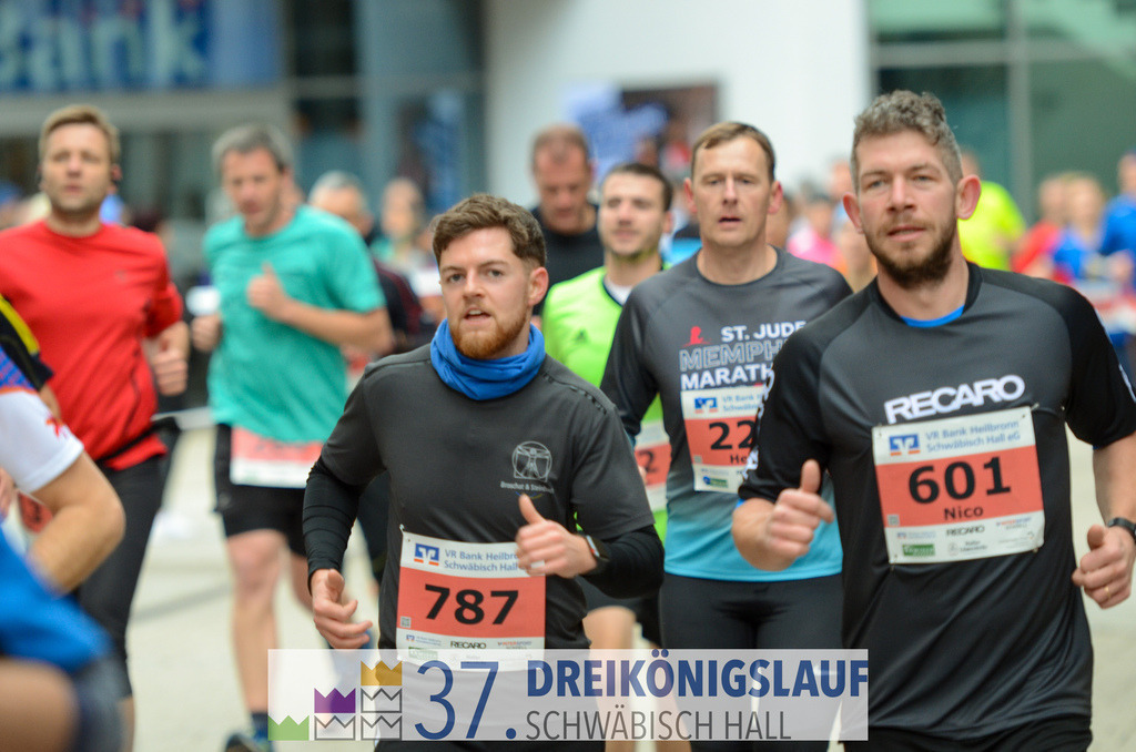 VR Bank Hauptlauf 10000m | 3 Koenigslauf 2023 - Realisiert mit Pictrs.com