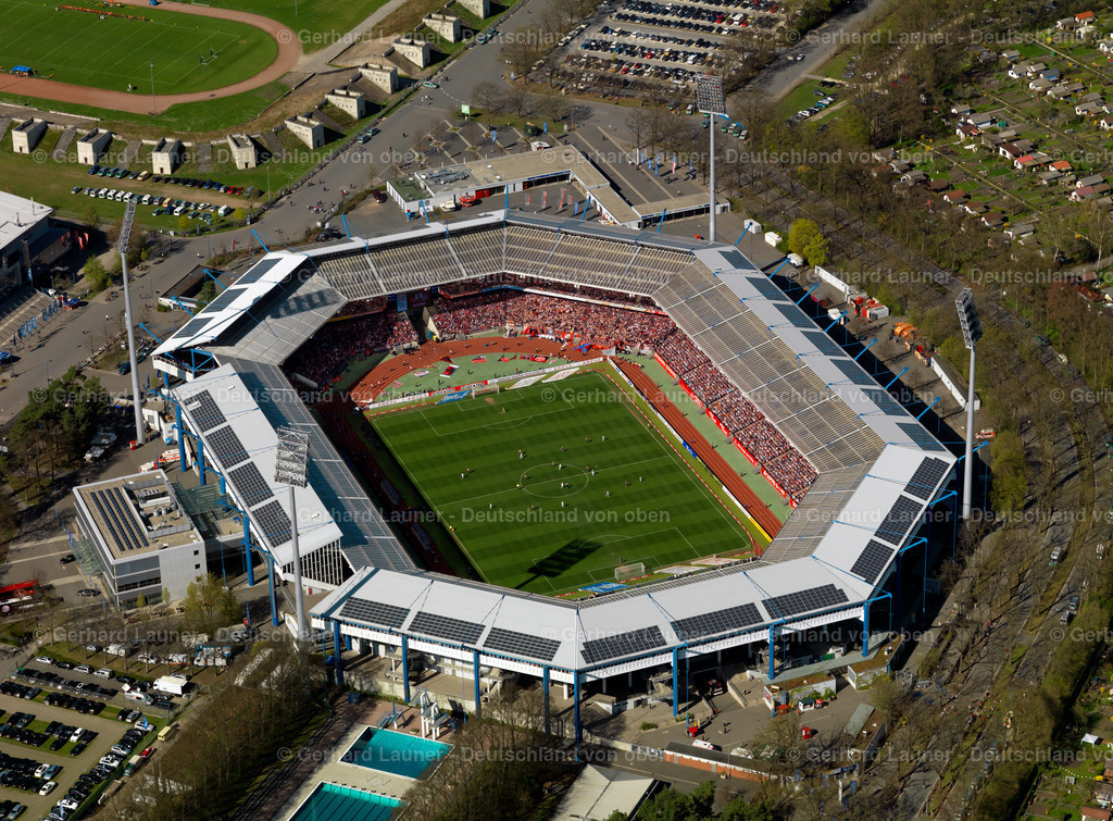 3199240 | Grundig Stadion, Easy credit Stadion, ehemaliges Max Morlock Stadion . Derby Spiel 1.FCN-Bayern München am 09.04.2011