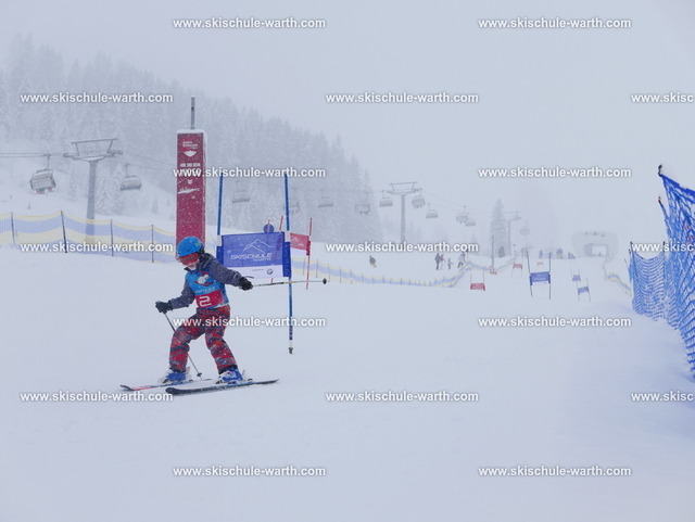 Niklas (2) | Photos von der Skischule Warth - Realisiert mit Pictrs.com