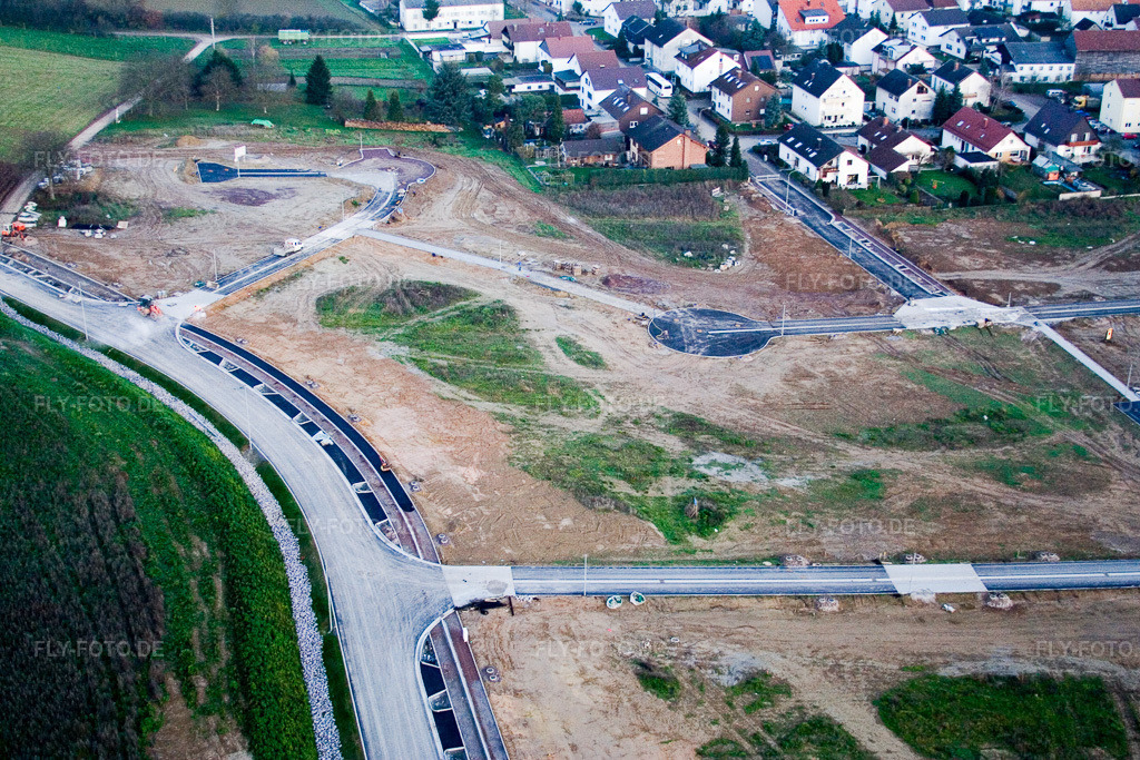 Luftbild: Neubaugebiet Am Höhenweg in Kandel im Bundesland Rheinland-Pfalz in Deutschland. Foto: IMG_5012.jpg vom 01.12.2006 durch Werner Riehm/FLY-FOTO.de