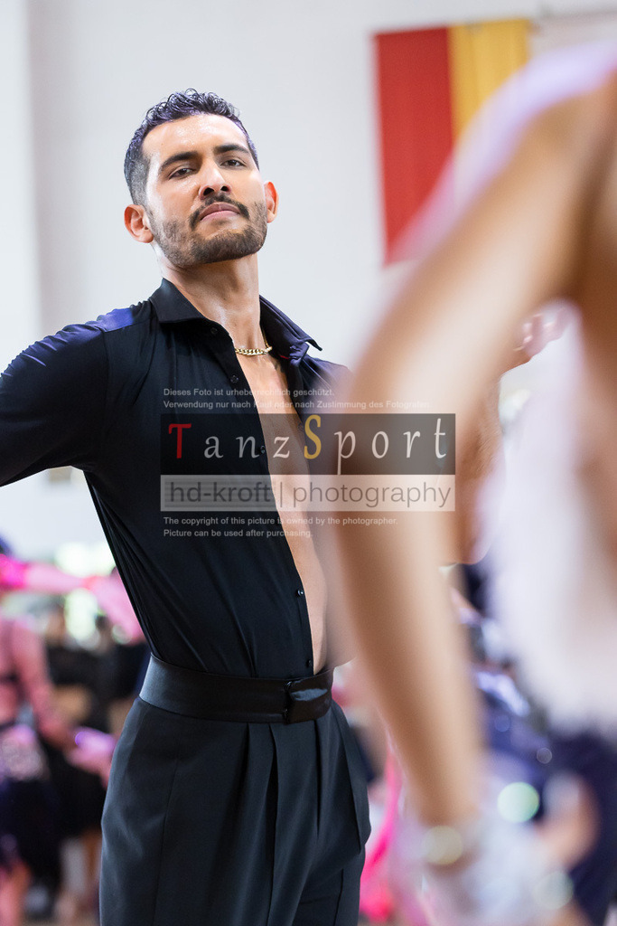 20240616_D-Cup-HGR-Latein_2944 | Tanzsportbilder, Standardtanz, Lateintanz, WDSF, DTV, LTVB, dancecomp, goc, hessen tanzt, blaues band der spree, walzer, tango, wiener walzer, slowfox, quickstepp, samba, rumba, cha-cha-cha, paso doble. jive, hd-kroft photography, turniertanzsport