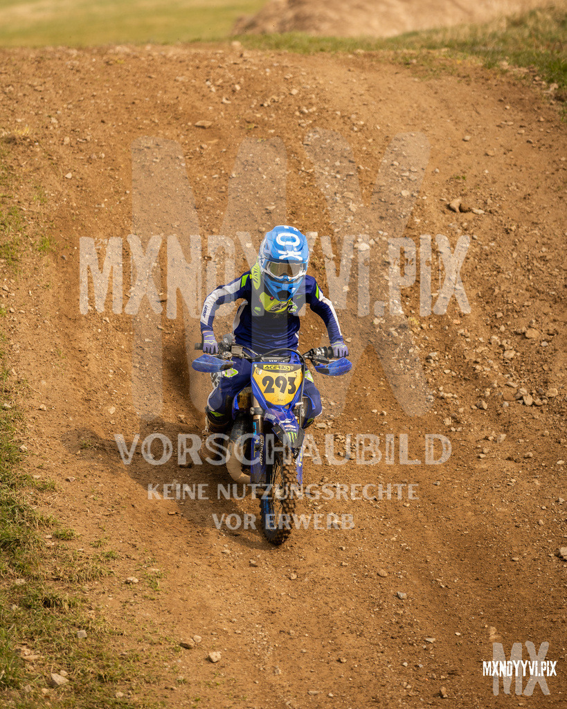 866A0637 | mxndyyvipix