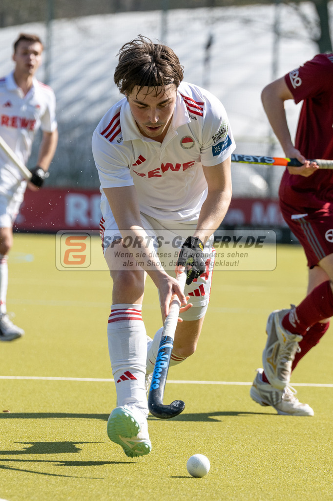 SFE_20260322_0054 | Köln, Deutschland, 22.03.26: Feldhockey 1. Bundesliga Herren zwischen Rot-Weiss Köln - Münchener HC im REWE Sportpark am 22.03.2026 in Köln, Deutschland. (Foto von Stephan Fehrmann)Köln, Germany, 22.03.26: Feldhockey 1. Bundesliga Herren between Rot-Weiss Köln - Münchener HC in REWE Sportpark at 22.03.2026 in Köln, Deutschland. (Foto from Stephan Fehrmann)