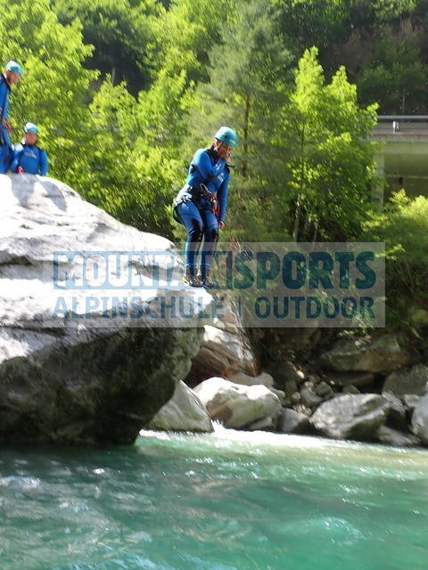 P8050187 | Bestelle die Bilder deines Berg- oder Wasser-Abenteuers mit Mountain Sports bequem von zu Hause aus direkt über unseren Online Fotoshop von pictrs.com. - Realisiert mit Pictrs.com