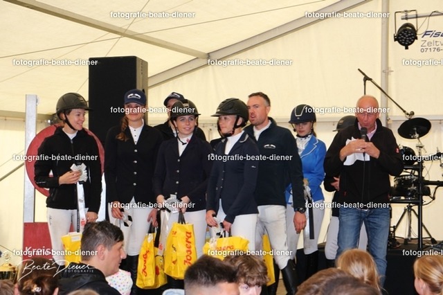 OHT0261 | Fotografie, Tiere, Hunde, Katzen, Pferde, Sportfotografie, Fotosession, Tierfotografie, Turnierfotografie, Fotografin, Fotograf - Realisiert mit Pictrs.com