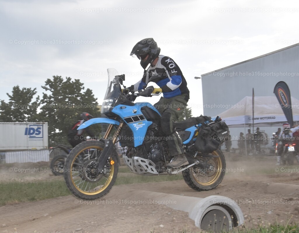 DSC_0587 | Sportfotografie , Motorsport, Motoross, Reitsport, Mointainbike, Enduro,
Landschaft , Outdoor, Eventfotografie, Landschaft, Bilder online bestellen - Realisiert mit Pictrs.com