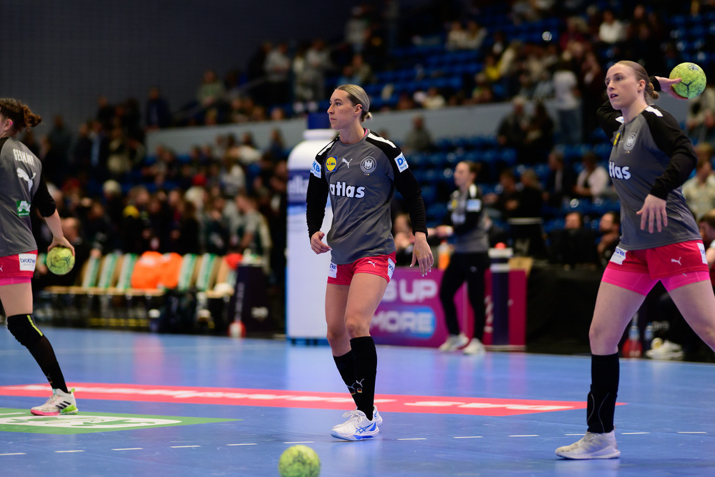 Handball I Frauen I Saison 2024-2025 I Länderspiel I Deutschland - Dänemark | Der Sportfotograf. - Realisiert mit Pictrs.com