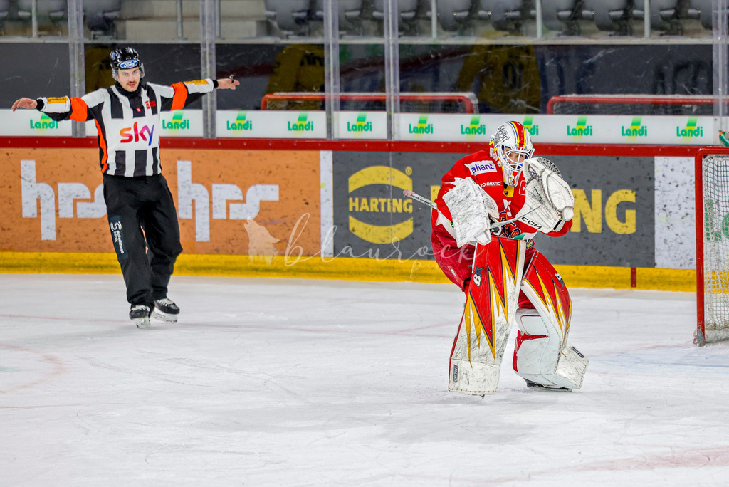 EHCB vs HCD-1700 | Sportbilder, Sportfotograf, Hochzeits- und Eventfotografin, Flugshows, Portraits und Tiershooting, Aviation, Downhill, Nationalleague, Swissleague, International