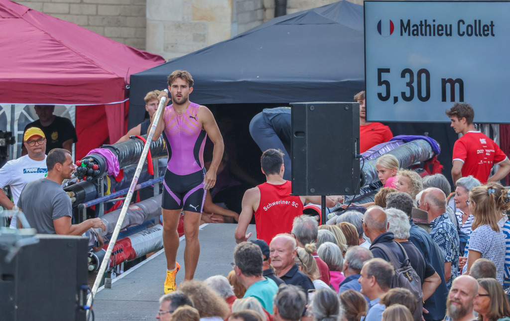 top-top.de-250828-156 | Foto, Video, Fotografie, Videografie, Fotobox, DJ, Discjockey, Musik, Musikbox, Veranstaltung, Photobooth, Amazon, Ebay, Buchtipp, Bestseller, Autor, Verlag, Buch, Wesel, Hamminkeln, NRW, Dinslaken, Rees, Drohne, Hochzeit, Party, Fotobox, Wesel, Fotograf