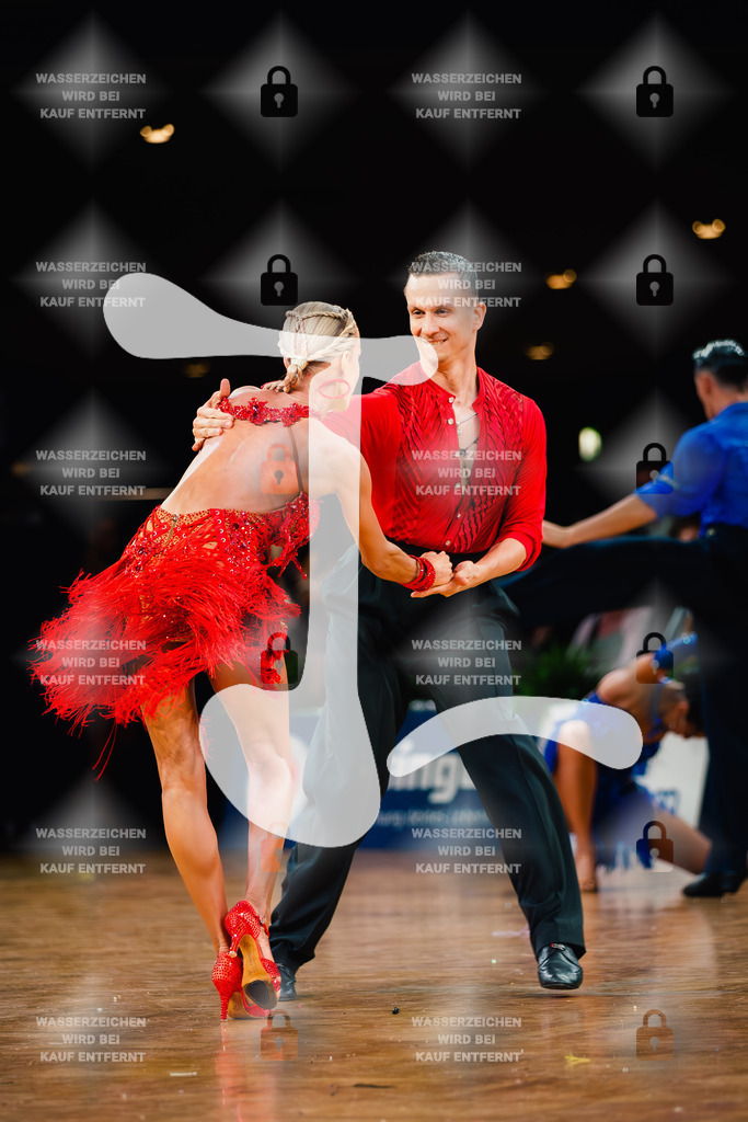 GOC 2025 - WDSF GrandSlam Latin 6th (54) Artur Balandin _ Anna Salita (Germany)-2025-08-23-4019 | Webshop for digital downloads and prints of dance sport, event & show photographer Julian Link - Realisiert mit Pictrs.com