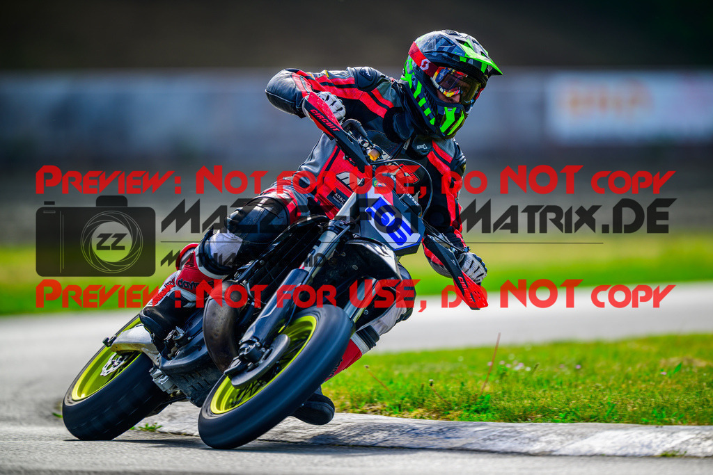 MaZZes_Fotomatrix_20250502_6007705_1469 | UE40