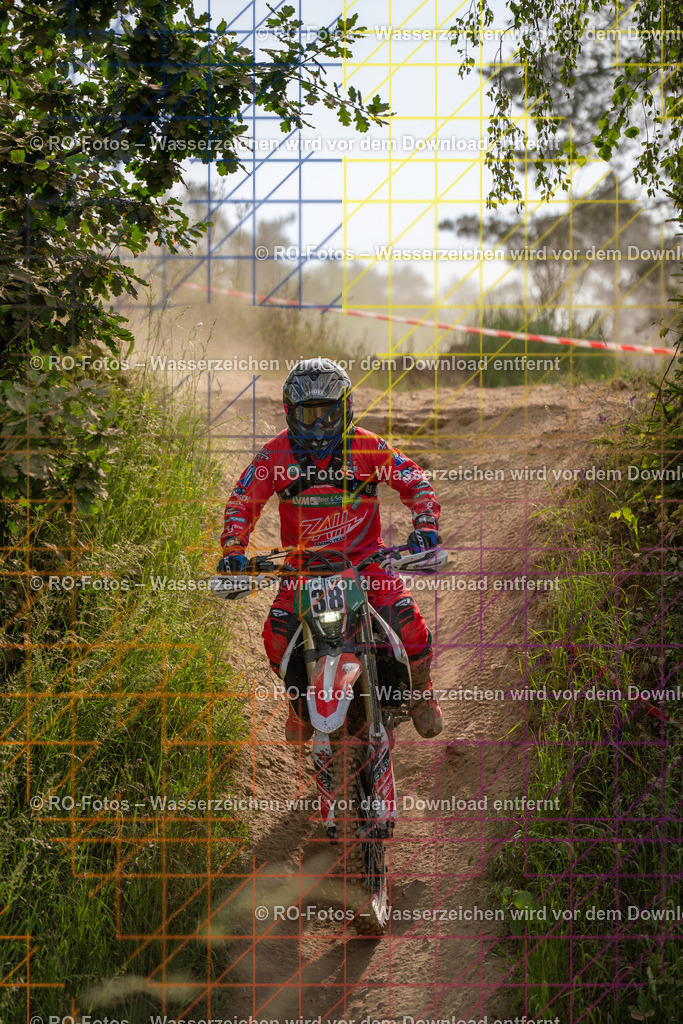 Niederwürzbach 4 Lauf-406 | Sportfotografie von RO-Fotos: Motorsport, Motocross, Enduro, Laufveranstaltungen und Triathlon. Professionelle Fotos von Sportlern und Events. - Realisiert mit Pictrs.com