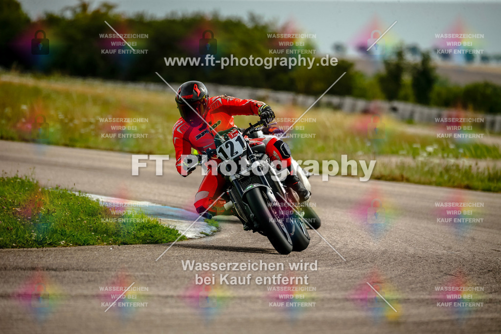 Chambley Juli-2451 | Hier findet Ihr Bilder von Touristenfahrten auf der Nürburgring Nordschleife oder von anderen Veranstaltungen die ich besucht habe. Viel Spass beim Durch Schauen 