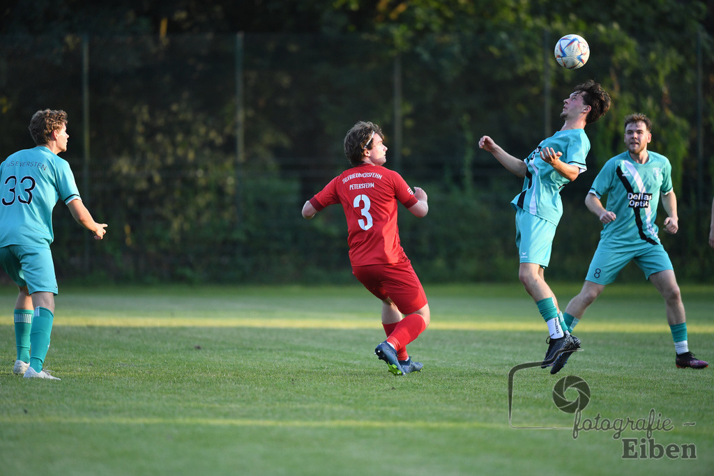 TuS Eversten-SG FriPe | Herren Kreisliga; TuS Eversten (mint)-SG FriPe (rot) am 15.08.2025 in Oldenburg (Sportanlage TuS Eversten), Photo: Philip Eiben 2025 - Realisiert mit Pictrs.com