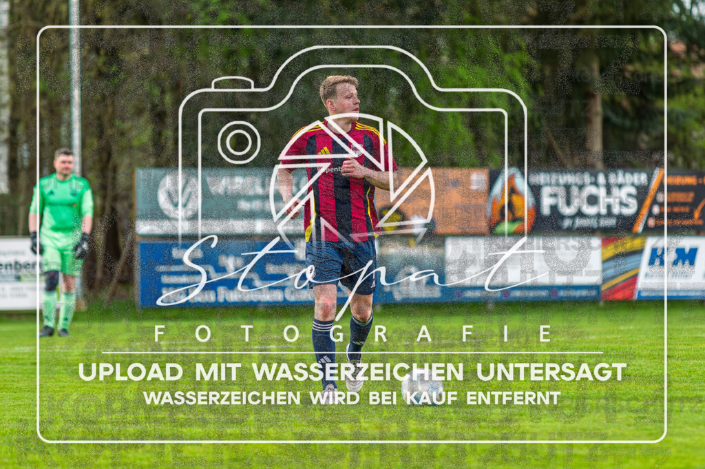 FGFSSGN-1034 | Linus Ahlden (SG Nordheide 3 #08) beim Herren 3. Kreisklasse HK Spiel zwischen FG Fulde-Stellichte II und SG Nordheide III im Fulder Zentralstadion, Fulde (Simon Paul Stopat) - Realisiert mit Pictrs.com