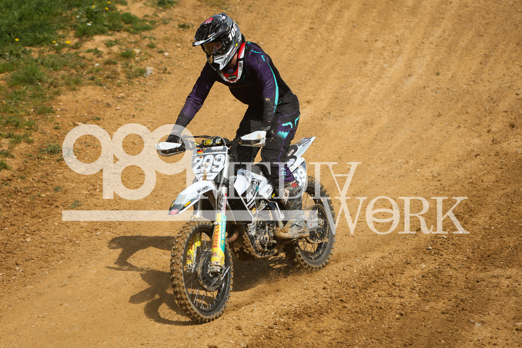 5E6A0746 | 989 MEDIAWORK
