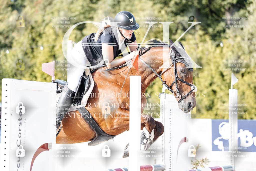CK906118 | Turnierfotografie Pferdefotografie Trier Rheinland-Pfalz Pferdesport Reitsport Tierfotografie Sportfotografie Pferdevideo Pferdevideografie Equestrianvideography equestrianphotography  - Realisiert mit Pictrs.com