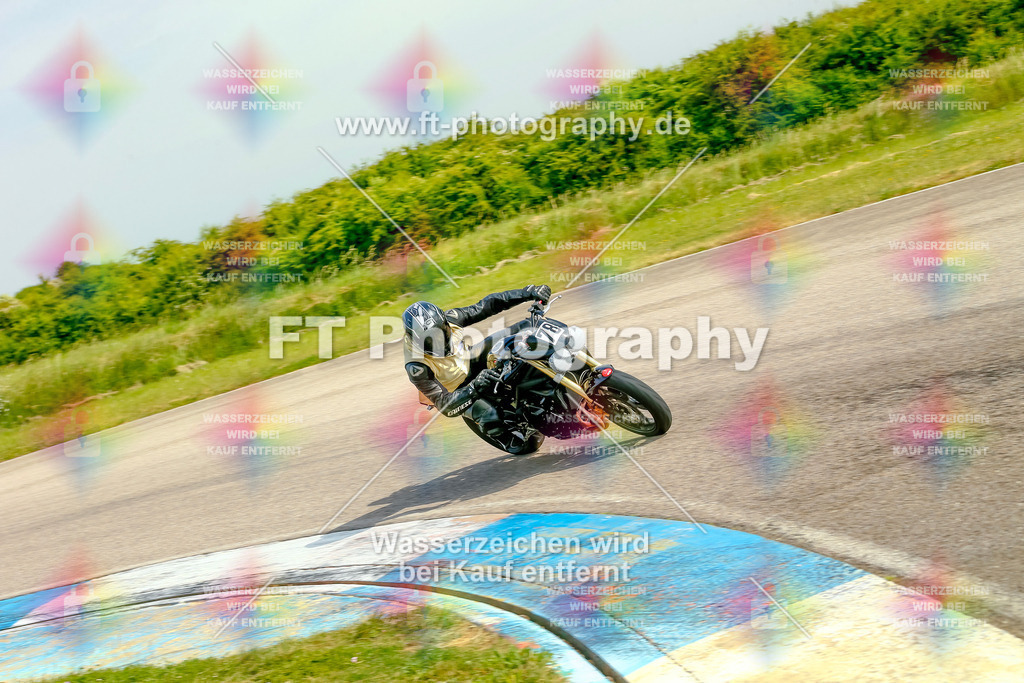 _MOT1262 | Hier findet Ihr Bilder von Touristenfahrten auf der Nürburgring Nordschleife oder von anderen Veranstaltungen die ich besucht habe. Viel Spass beim Durch Schauen 