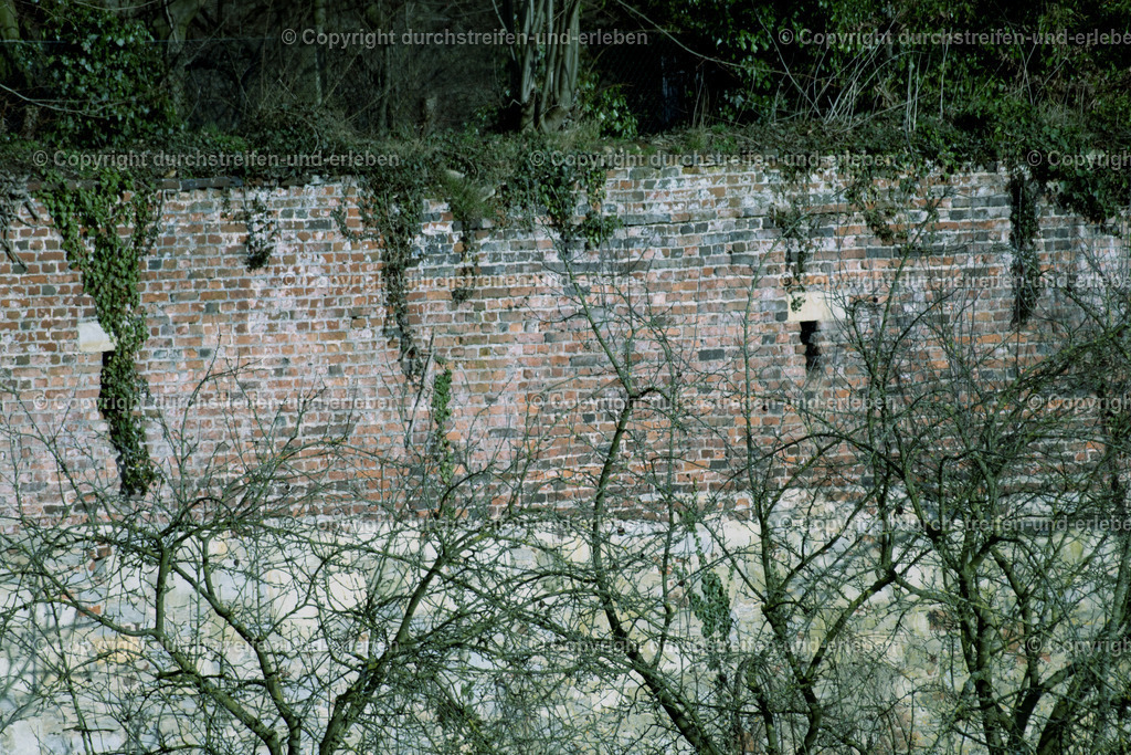 Mittelalterliche Stadtmauer, Westerholtsche Wiese, Münster | Stadtmauer, Westerholtsche Wiese, Münster - Realisiert mit Pictrs.com