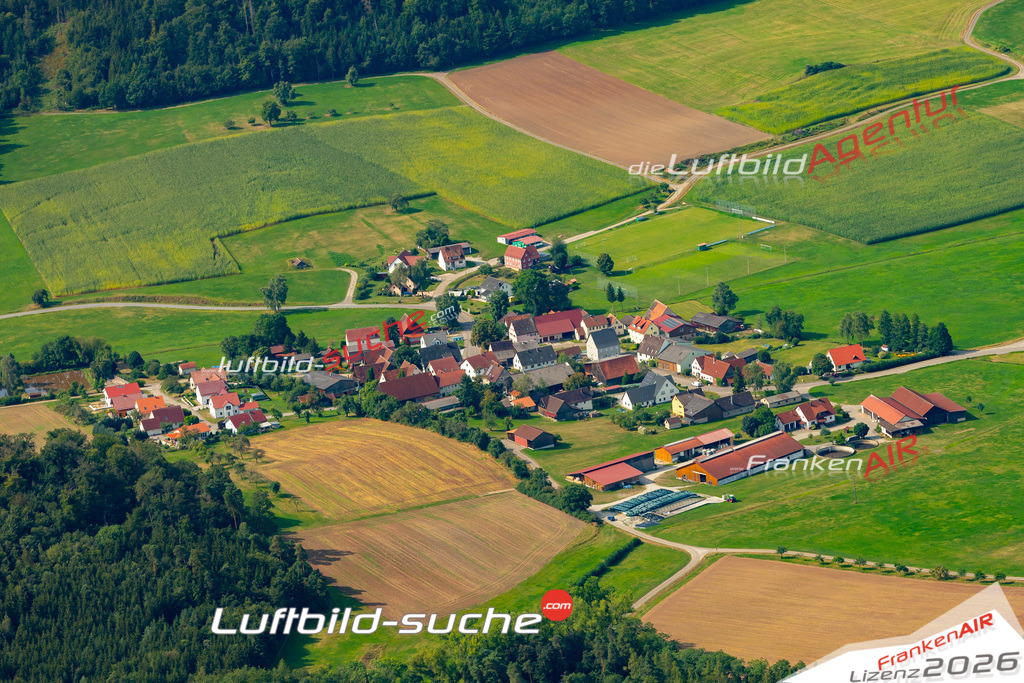 Das Luftbild zeigt : Wüstenau Kreßberg - Die Luftaufnahme wurde 2024 vom UL-Flugzeug aus erstellt ( keine Drohne ) - Hochauflösende Luftaufnahme - Für grossformatige Ausdrucke geeignet. Die Geschenkidee !Mit Lizenz und Bildrechte bestellbar