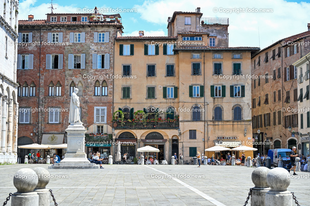Italien_ Toscana_ Lucca_ 29.05.2024-8 | 29.05.2024, Italien, ITA, Toskana, Lucca im Bild Stadtansichten, Gebäude, Architektur, Touristen, Historisch, Souvenier, 


Lucca ist die Hauptstadt der Provinz Lucca in der Toskana. Sie liegt im Tal des Flusses Serchio etwa 20 km nordöstlich von Pisa und 20 km östlich der toskanischen Küste
Quelle: Wikipedia
