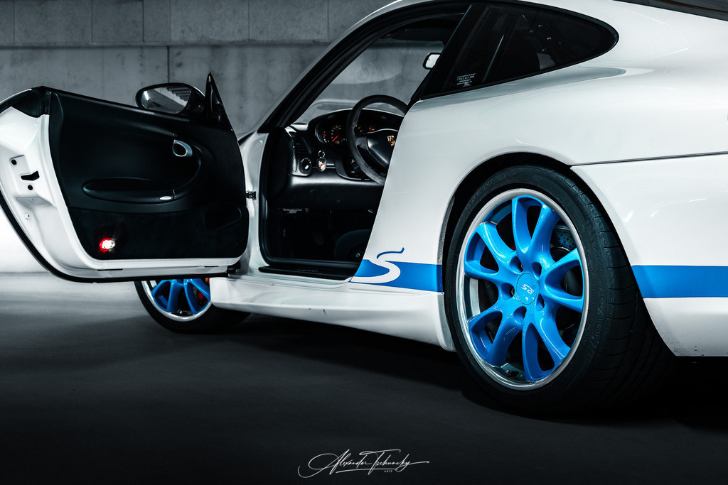 R6AT6432 _Alexander Tschuncky | Entdecken Sie die faszinierende Welt von Alexander Tschuncky Arts: Kreative Fotografie, atemberaubende Automobilkunst und hochwertiger Bilderdruck. Lassen Sie sich inspirieren! - Realisiert mit Pictrs.com