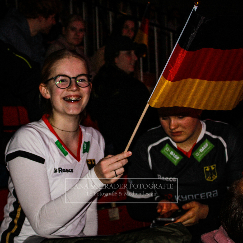 WM EMPFANG 30.01.23 LSF-38 | lanaschraderfotografie - Realisiert mit Pictrs.com