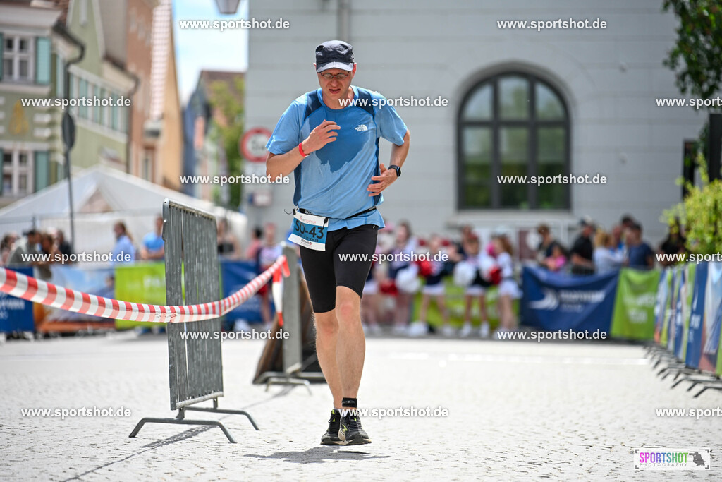 SZI_7886 | Stadttriathlon Erding 2025. #yourpictrs #sportshot_your_pictrs @Sportshotphotography #stadttriathlonerding Copyright: www.sportshot.de