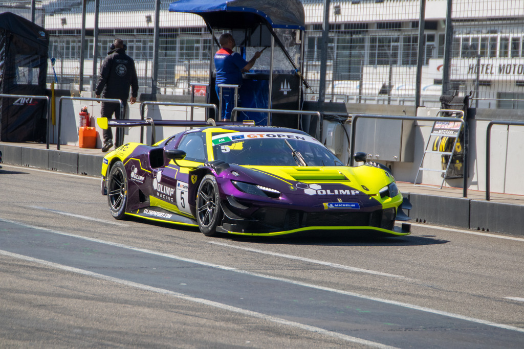 10. Mai 2024, Hockenheimring (Deutschland): Freies Training der International GT Open. Bild: Ferrari in der Boxengasse (Rennstall Olimp Racing) | 10. Mai 2024, Hockenheimring (Deutschland): Freies Training der International GT Open. Bild: Ferrari in der Boxengasse (Rennstall Olimp Racing) - Realisiert mit Pictrs.com